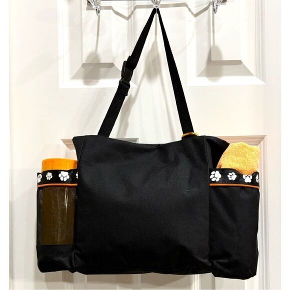 SIMPLE - EUC Pet Travel Essentials/Travel Bag,  Water Bottle, Poop Caddy & Towel - Picture 3 of 14